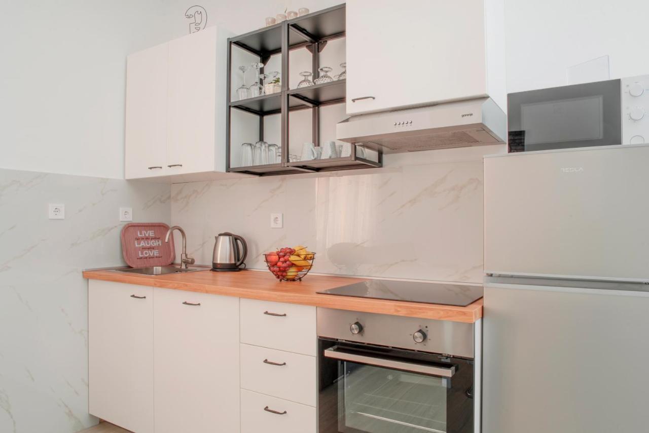 Apartmani Vudrag โตรกีร์ ภายนอก รูปภาพ