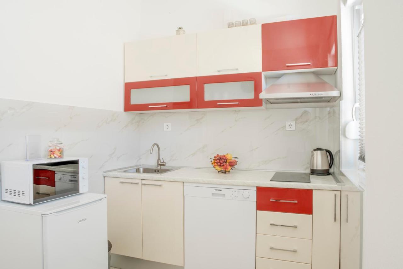 Apartmani Vudrag โตรกีร์ ภายนอก รูปภาพ